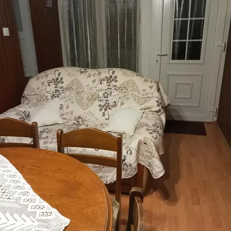 Apartment Ika *